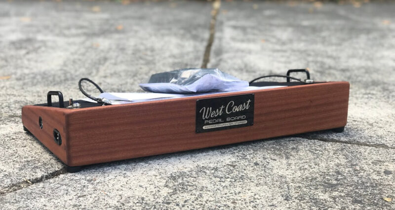 Hard Wood Pedalboard 14