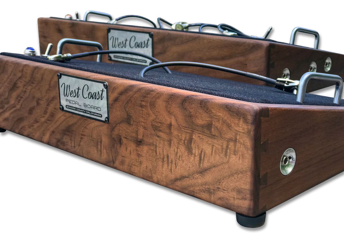 Customize your Hard Wood Pedalboard in 3 Simple Steps