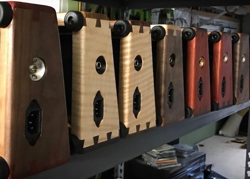 hardwood mini pedalboard