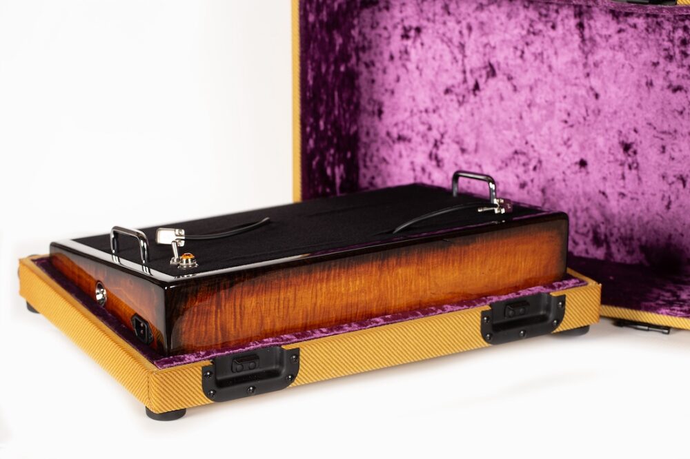 18X12 Sun Burst Pedalboard Combo with Tweed Hard Case - Image 6