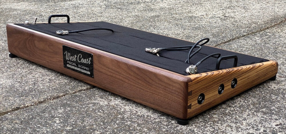 2 Tone Walnut/Zebra Pedalboard w/Gig Bag 7