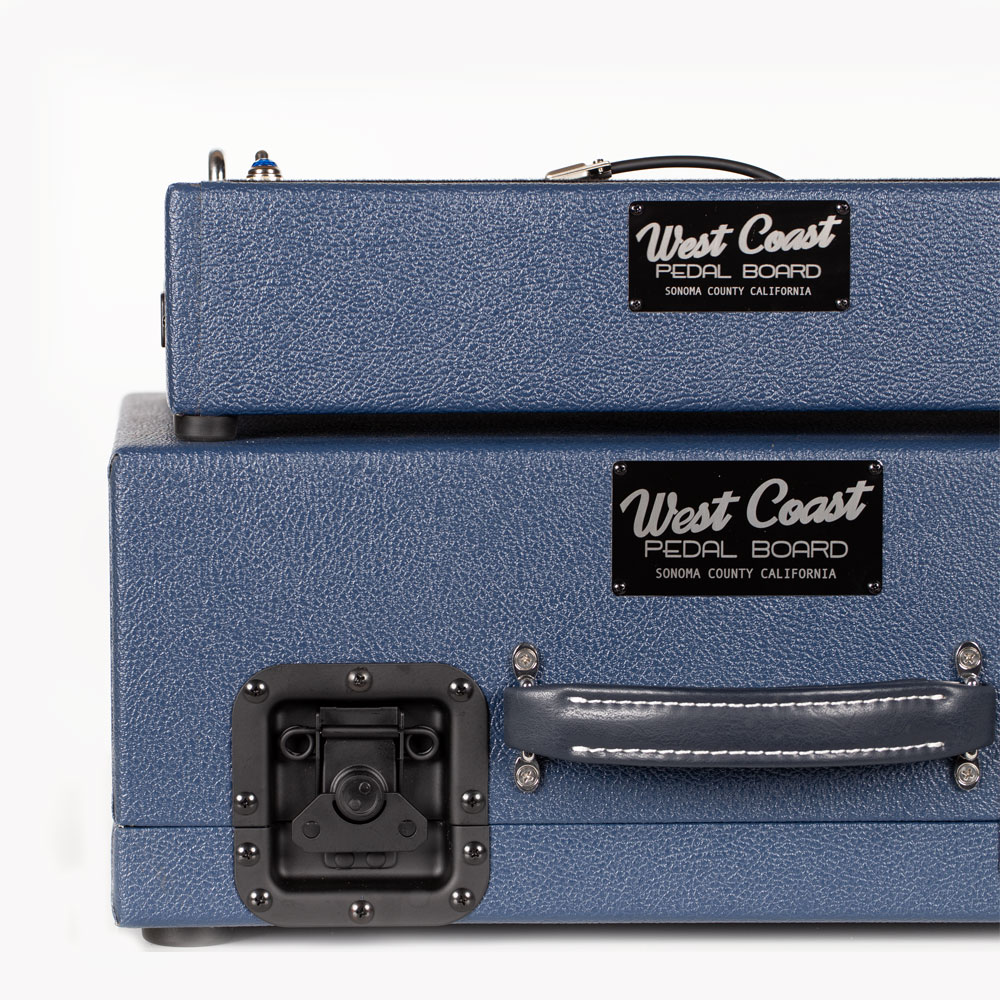NAVY BLUE PEDALBOARD AND CASE