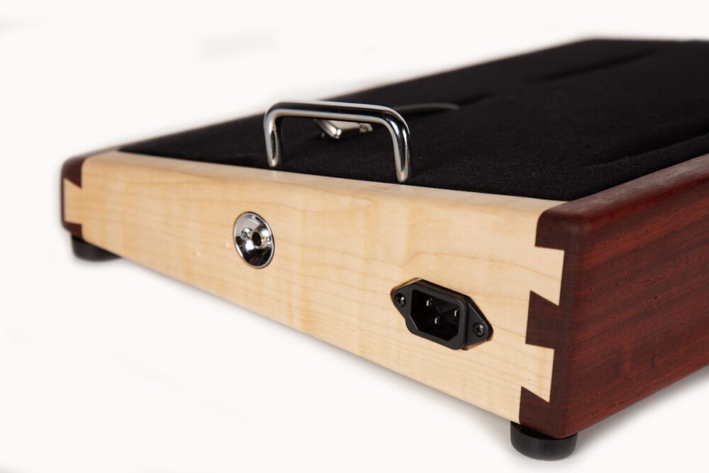 Iron Man Padauk and Maple Angled Pedalboard - Image 3