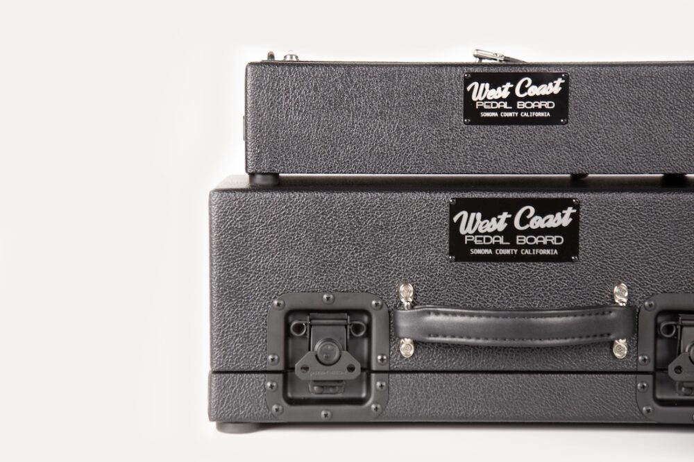 Blackened Pedalboard and Case Set - Image 9
