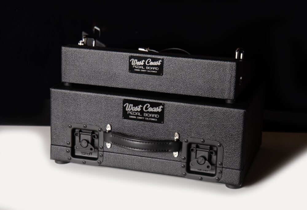 Blackened Pedalboard and Case Set - Image 6