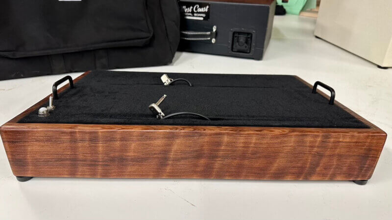 LIMITED Curly Redwood Pedalboard - 23X16 - Ready to Ship 6