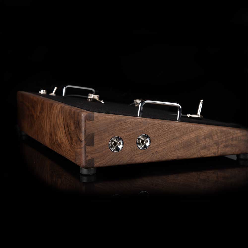 LIMITED CURLY WALNUT PEDALBOARD