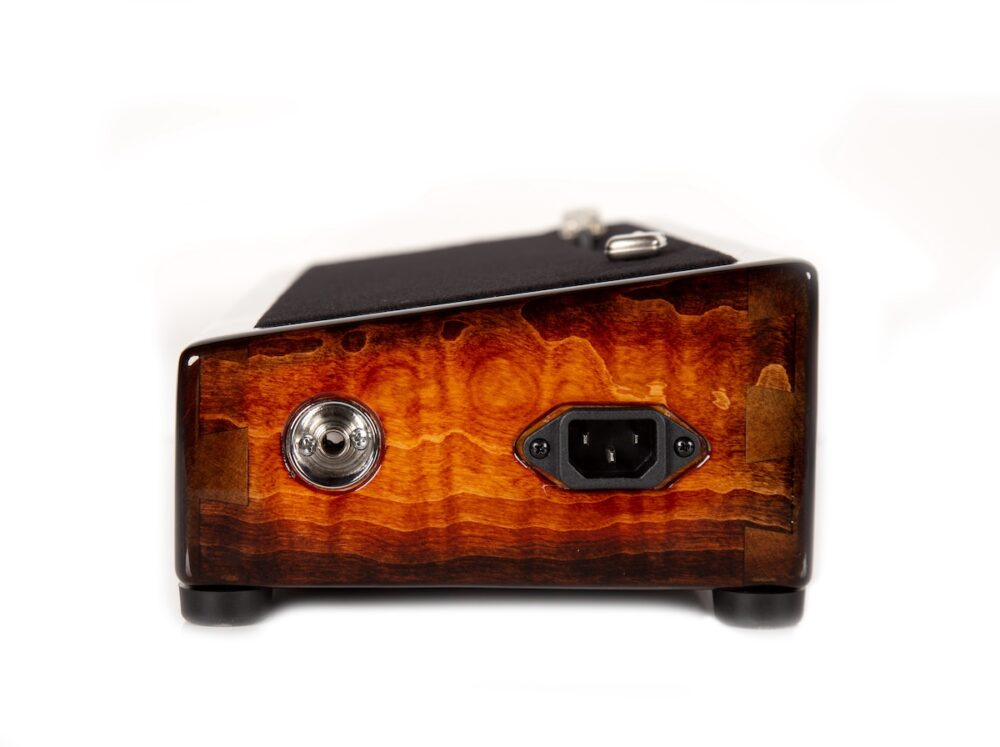 17X7 Tobacco Burst Icon Series Pedalboard - Ready to Ship - Image 2