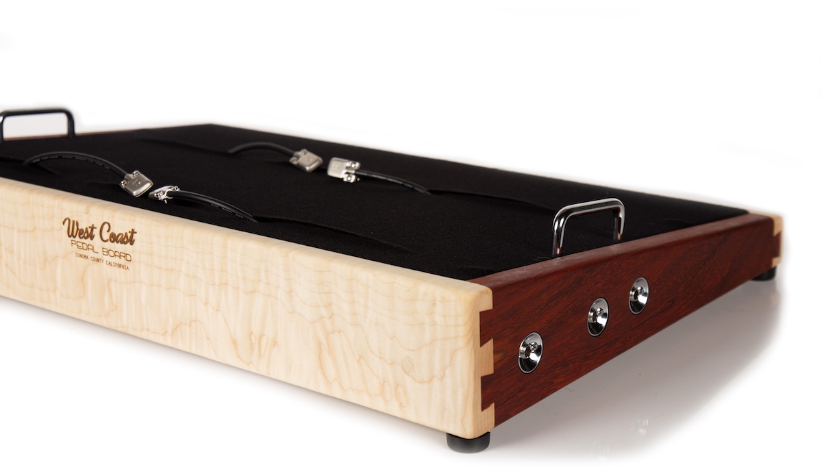 **B-STOCK** 26X16 Iron Man Padauk and Curly Maple Angled Pedalboard 5 **B-STOCK** 26X16 Iron Man Padauk and Curly Maple Angled Pedalboard - Image 5