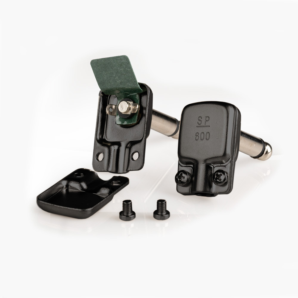 Square Plug SP600BK
