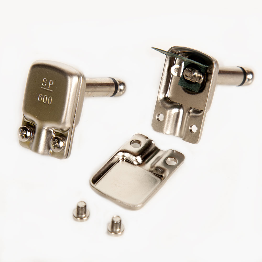 PEDALBOARD SWITCHER WIRING GUIDE - SOLDERED 1/4" PLUGS, CABLE & CABLE MANAGEMENT PARTS 4 Square Plug SP600