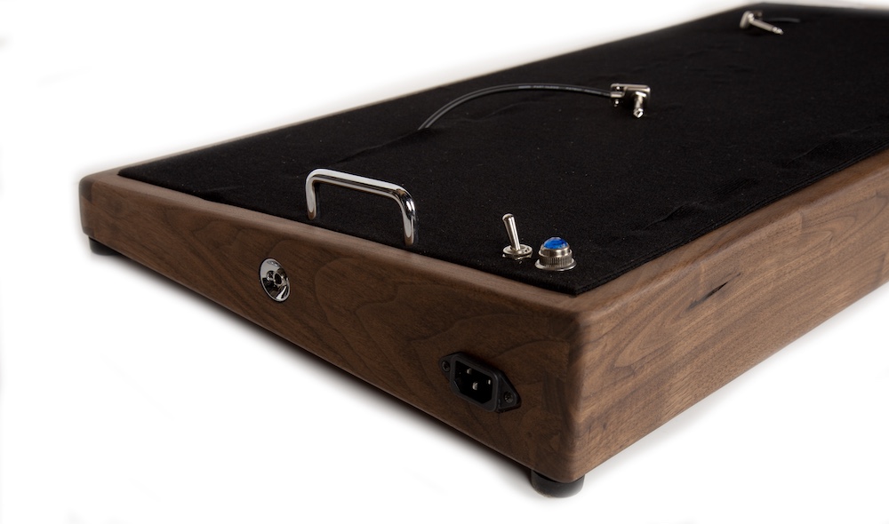 34X16 ***B-STOCK*** Walnut Pedalboard - Ready to Ship 4 34X16 ***B-STOCK*** Walnut Pedalboard - Ready to Ship - Image 4