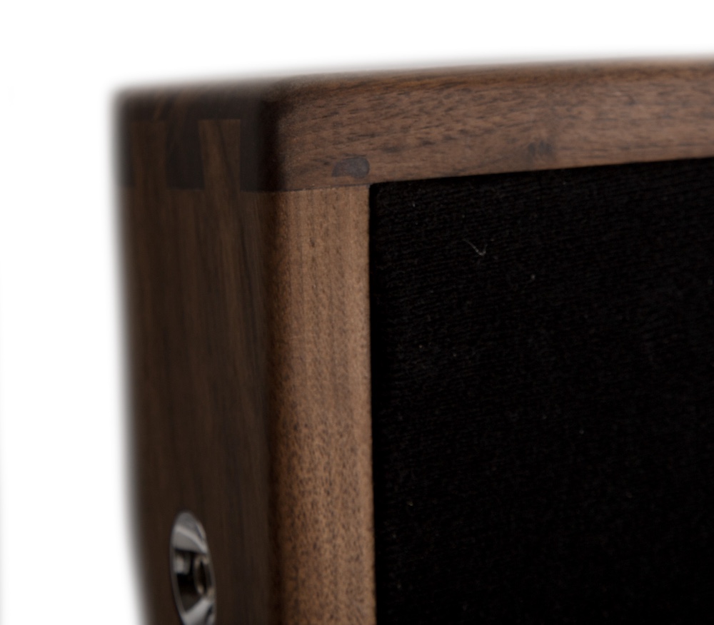 34X16 ***B-STOCK*** Walnut Pedalboard - Ready to Ship 8 34X16 ***B-STOCK*** Walnut Pedalboard - Ready to Ship - Image 8