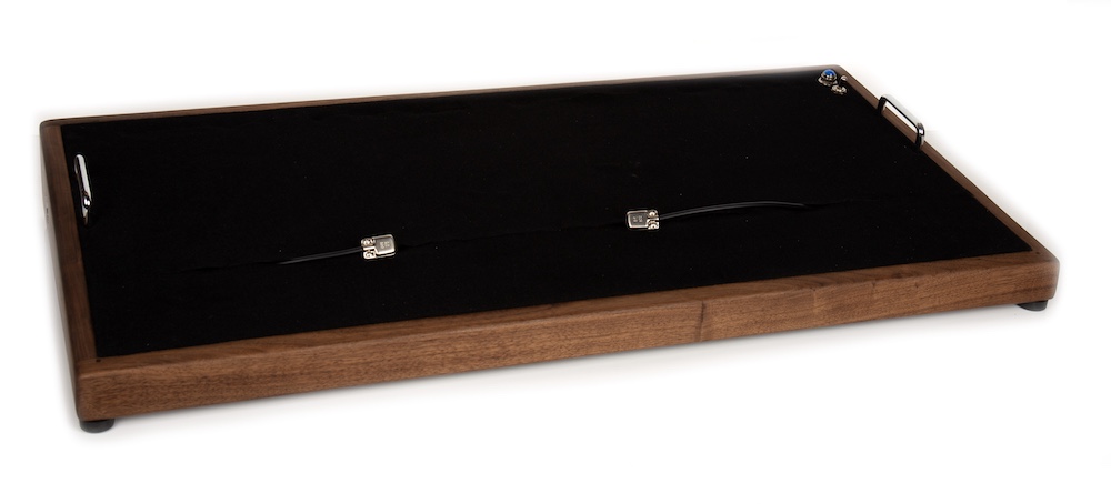34X16 ***B-STOCK*** Walnut Pedalboard - Ready to Ship 5 34X16 ***B-STOCK*** Walnut Pedalboard - Ready to Ship - Image 5