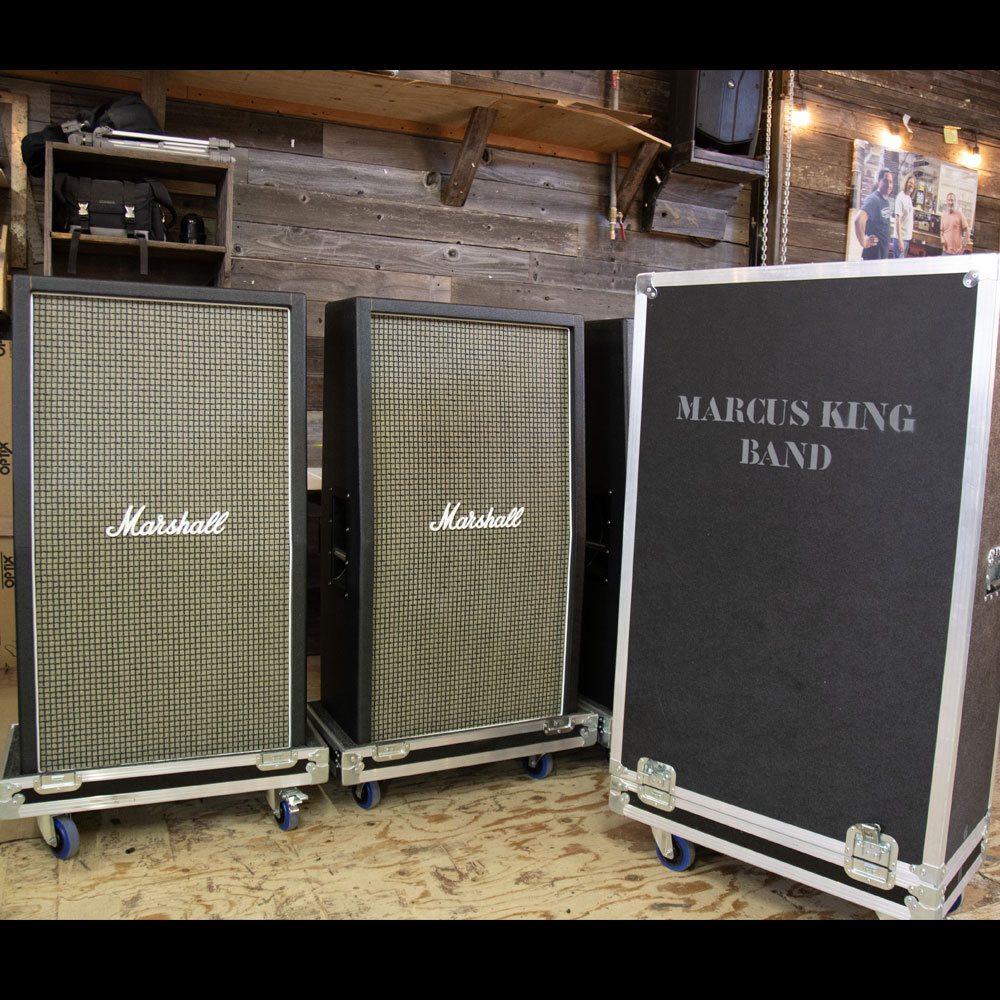 MARSHALL AMP WHITE PIPING